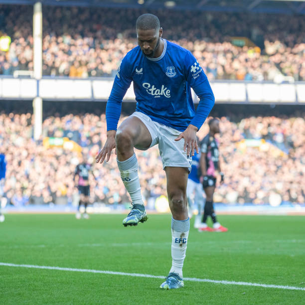 今晚將與大 今晚將與大