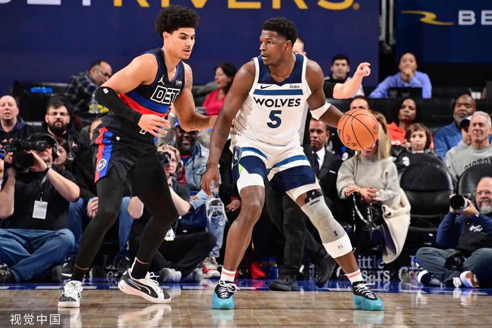 却屡屡让球 却屡屡让球