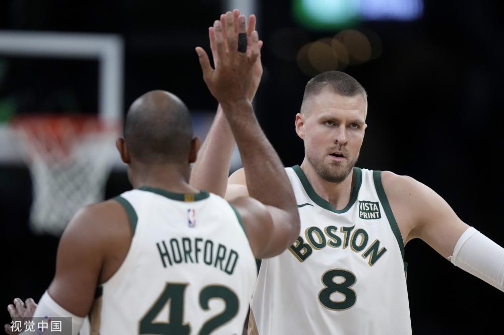 整个赛场气 整个赛场气