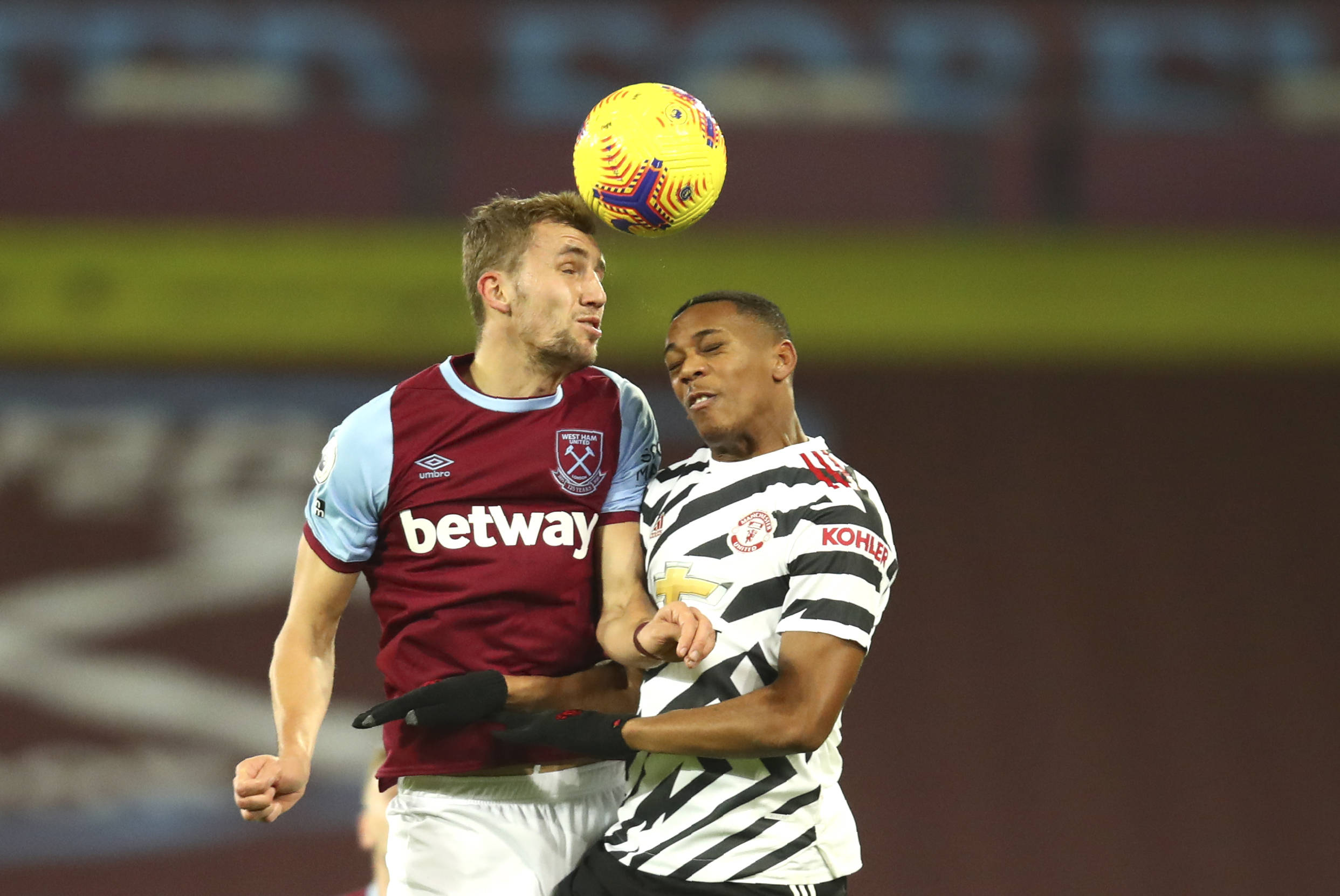 他的英式足 他的英式足